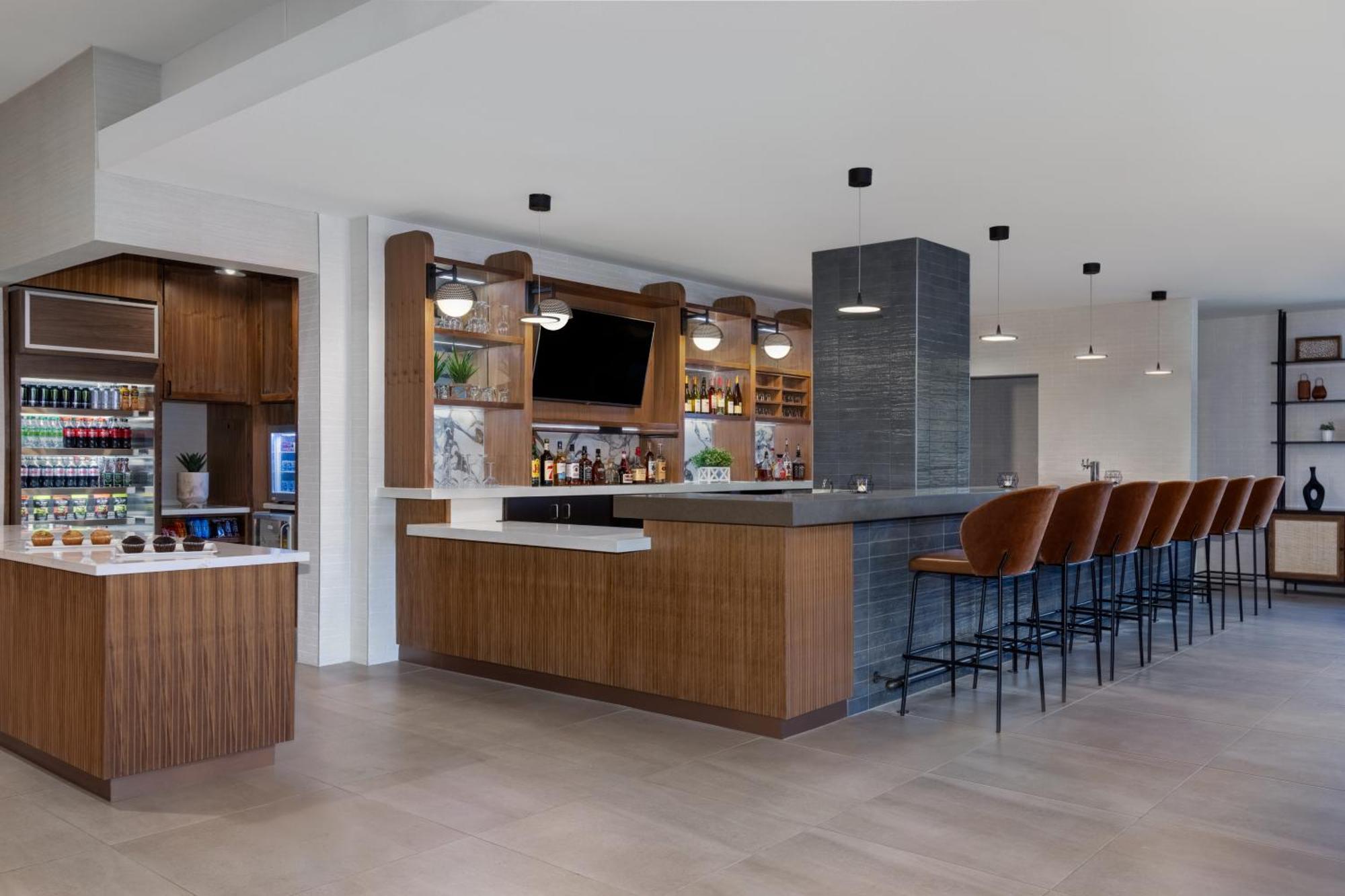 Doubletree By Hilton Las Vegas East Flamingo Exteriör bild