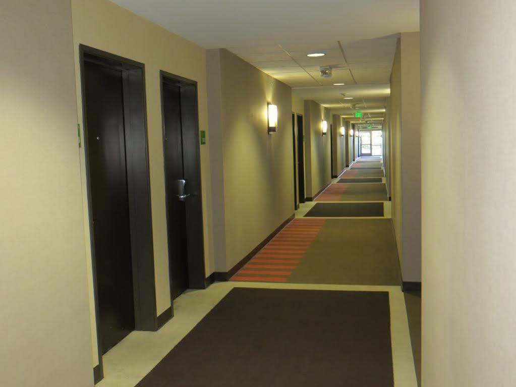 Doubletree By Hilton Las Vegas East Flamingo Exteriör bild